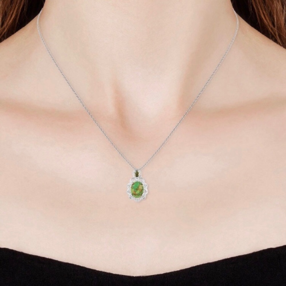 GREEN OVAL TURQUOISE GEMSTONE  PENDANT & STAINLESS STEEL NECKLACE APPROX 20